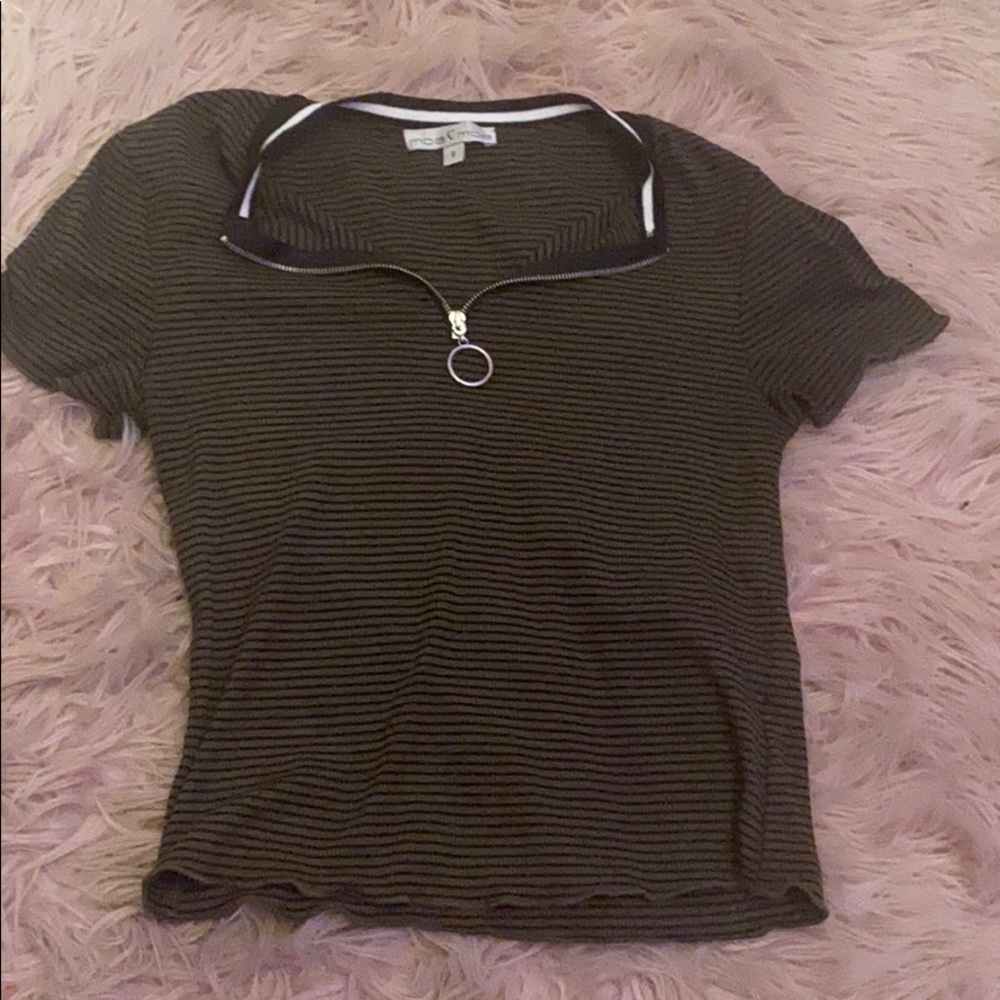 Short sleeve cropped tight quarter zip